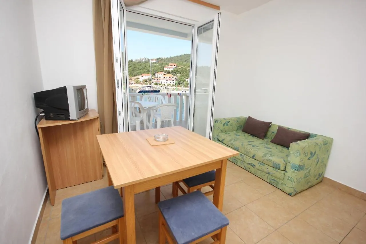 Apartment Zaglav 8144A 0*,  Croatia